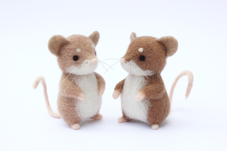 Needle felt mice 